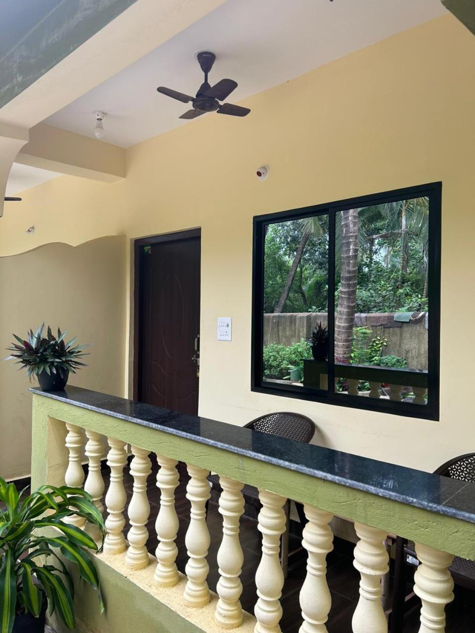 One Love Guest House Морджим Экстерьер фото